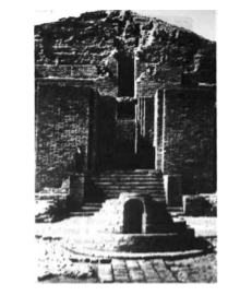 Зиккурат в городе Дур-Унташ, построенный эламским царем Унташ-Напиришой. XIII в. до н.э.