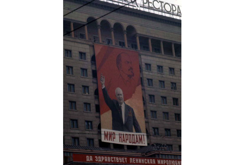 Сосредоточение власти в руках Хрущева. Автор24 — интернет-биржа студенческих работ